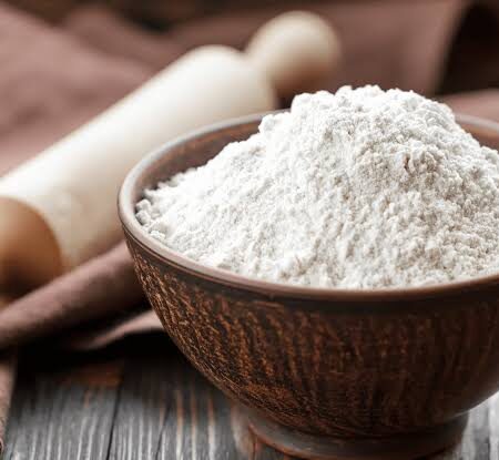 ১ কেজি ময়দা